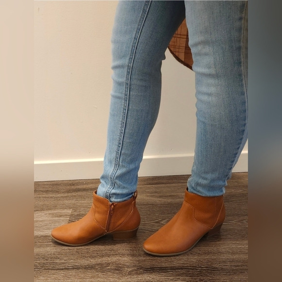 Arizona Jean Co Brown Ankle Boots Women’s 9 Side Zip Memory Foam - Picture 6 of 10